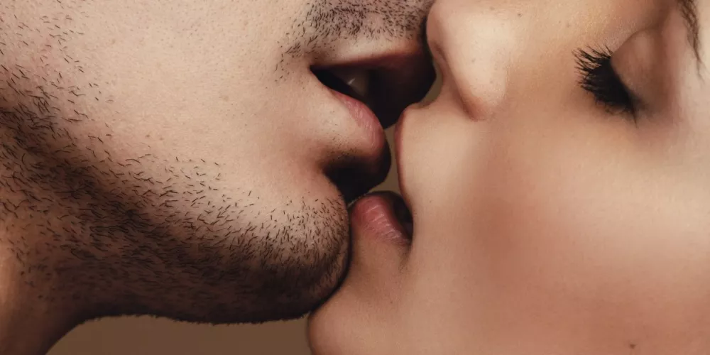 Как сделать поцелуи самыми запоминающимися моментами в вашей жизни