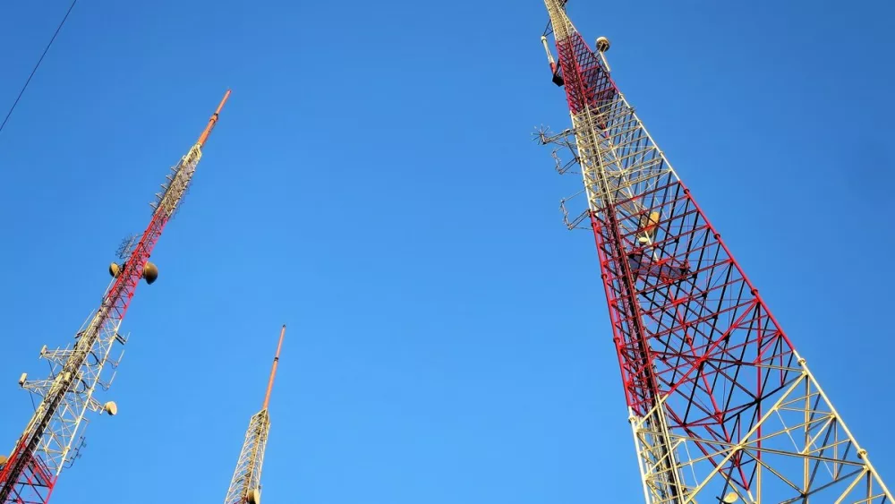 На территории радиостанции WJLX в штате Алабама, США, была украдена 60-метровая башня