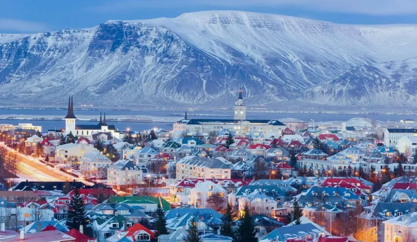 Можно ли Исландию назвать ледяной, а Гренландию — зеленой?