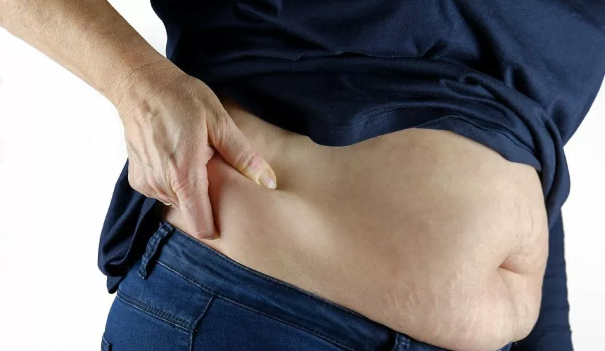Ученые рассказали как опасен брюшной жир у мужчин среднего возраста